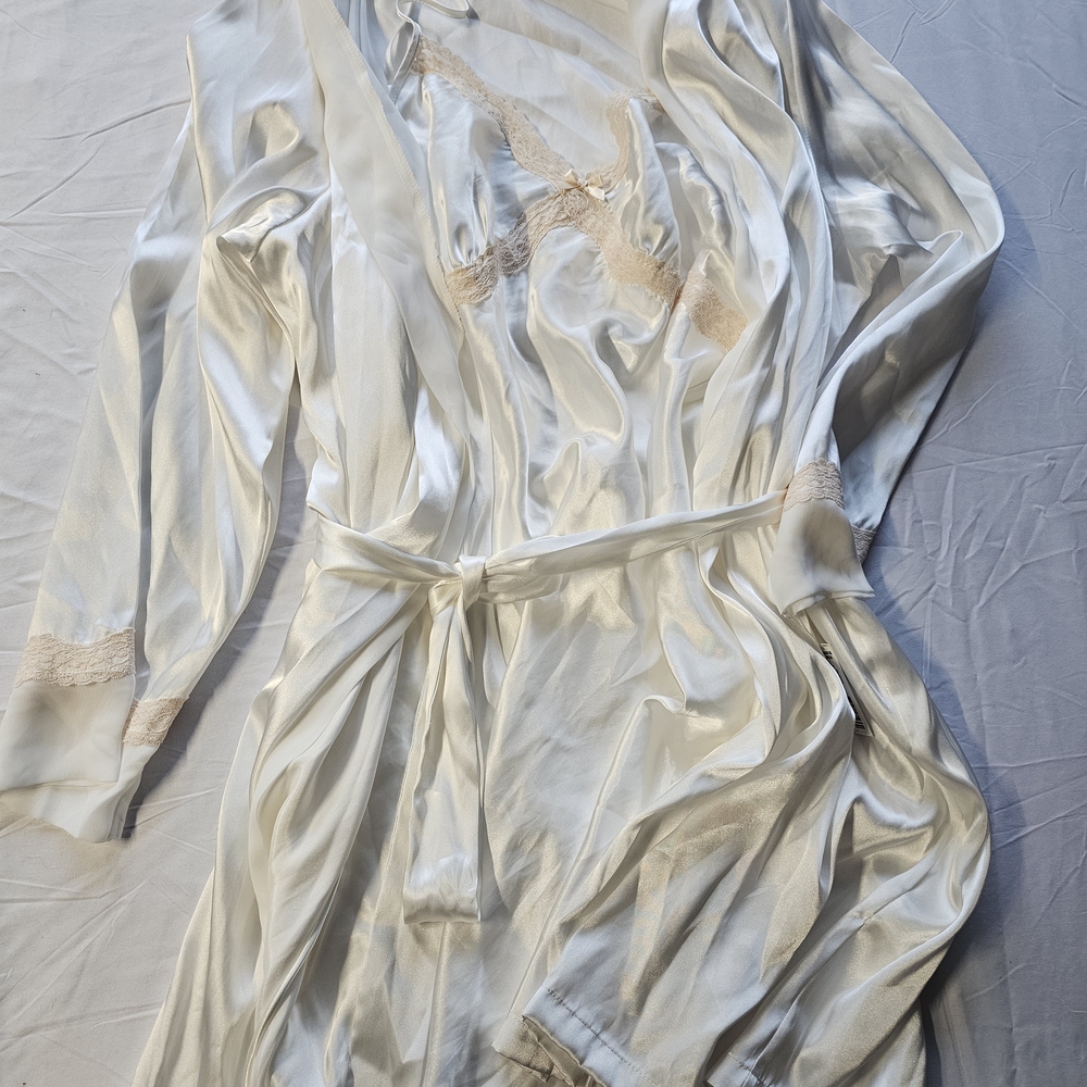 Apt. 9 Cream Satin Lace Chemise